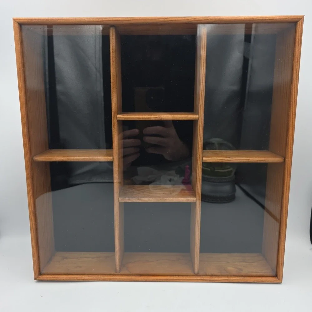 Vtg Tannery Lane Trinket Curio Glass Front Wooden Miniature Wall Display 14x14x3